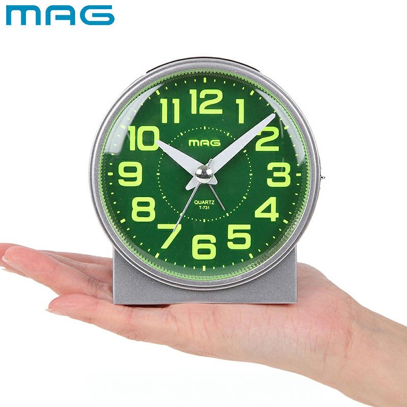 自動点灯目覚まし時計 光助(コウスケ)　自動点灯中