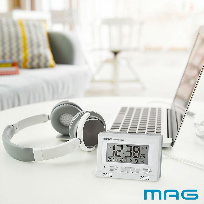  MAG(マグ) 電波自動点灯目覚まし時計 ライトル T-780